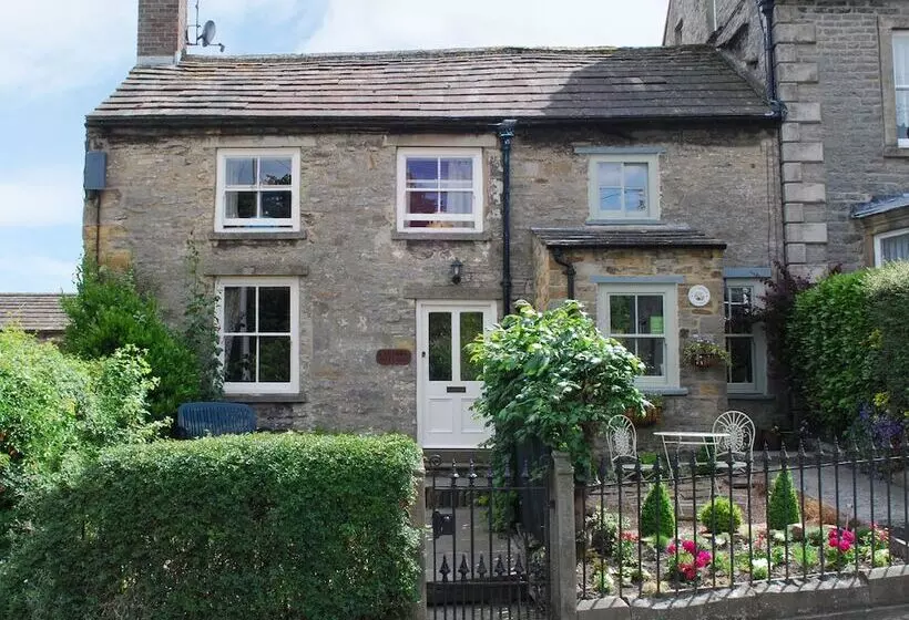 Cartmel Cottage