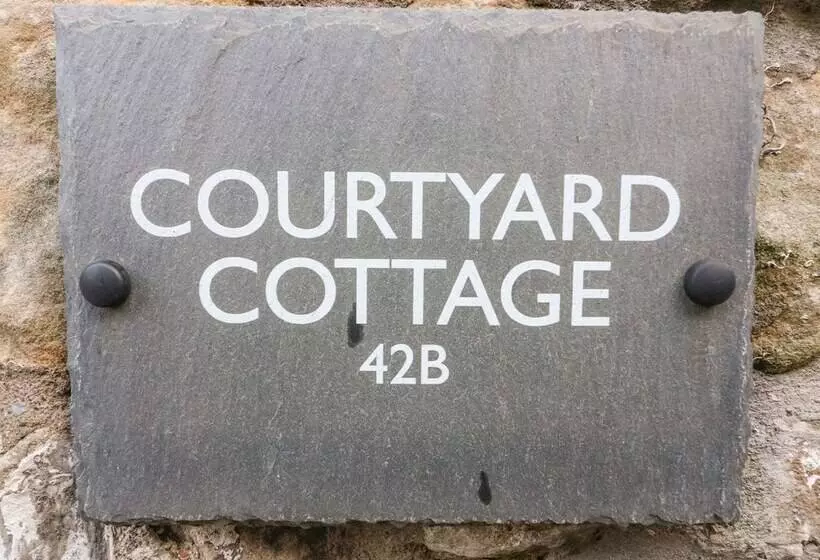 Courtyard Cottage