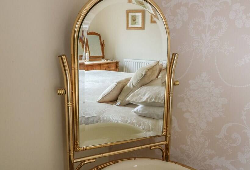 Daisy's Holiday Cottage