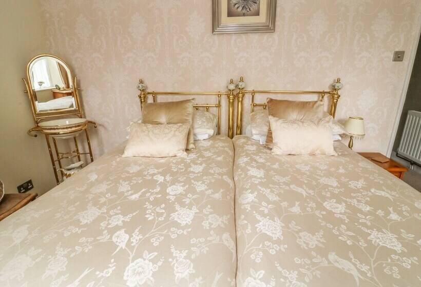 Daisy's Holiday Cottage