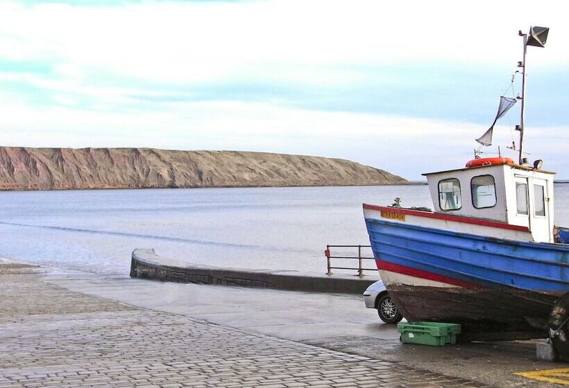 Dotty's Sunshine Cottage