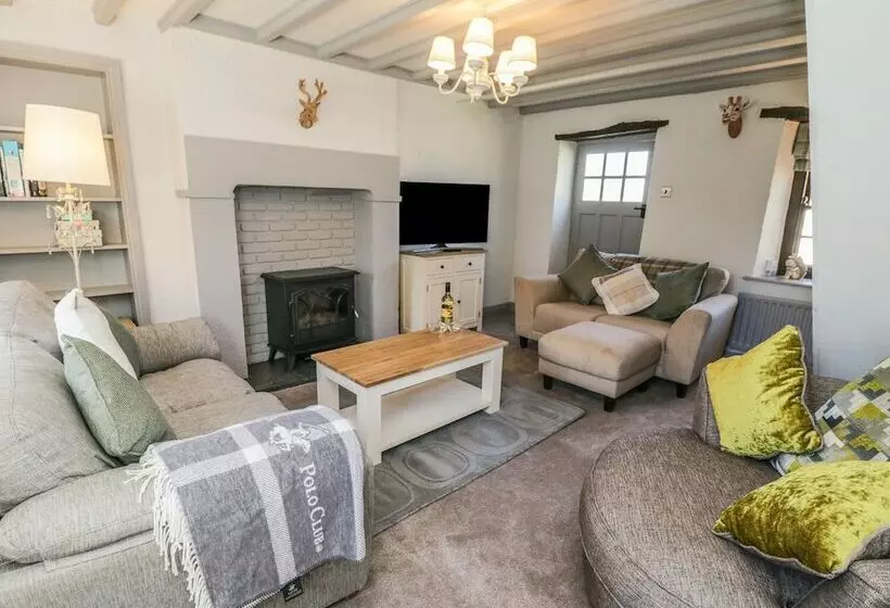 Edmunds Cottage