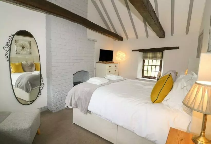 Edmunds Cottage