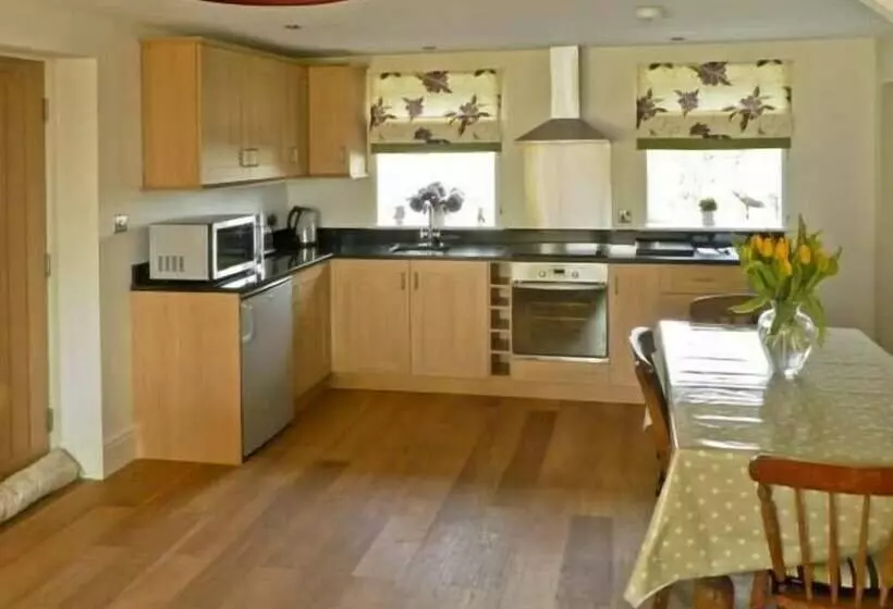 Grove Cottage