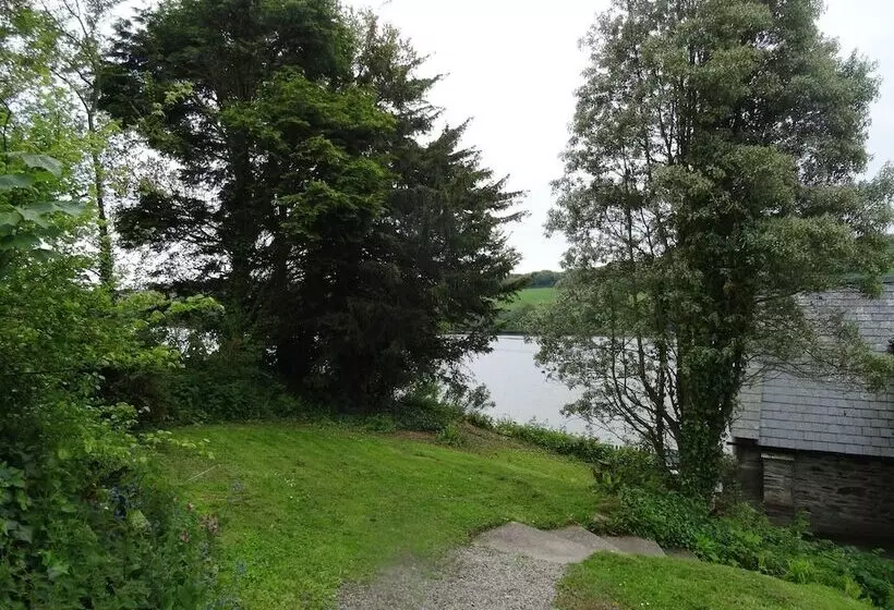 The Boat House