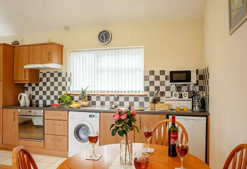 3 Black Horse Cottages