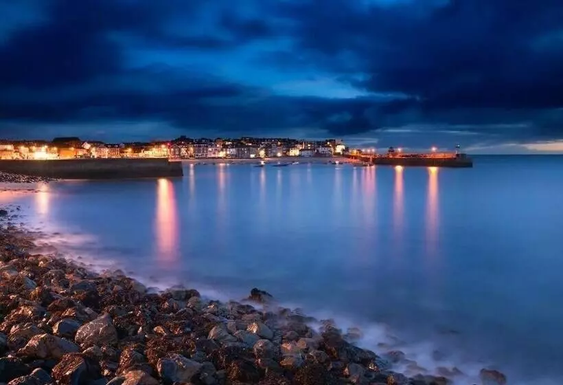 Breakers Point