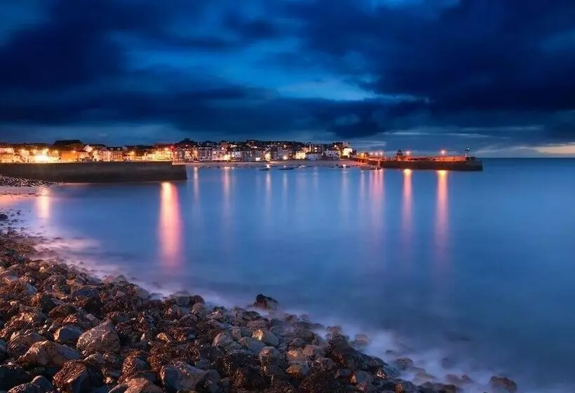 Breakers Point