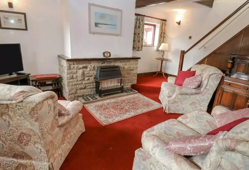 Butts Cottage