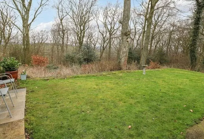 Butts Cottage