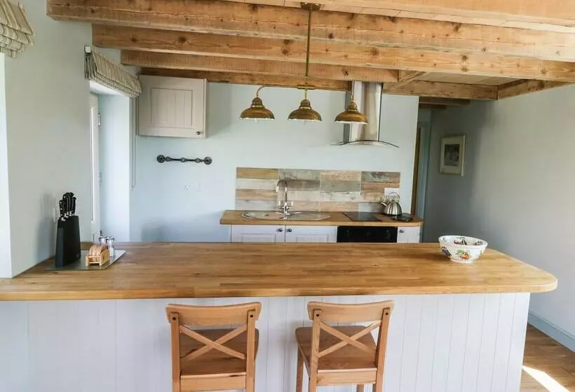 Field Cottage