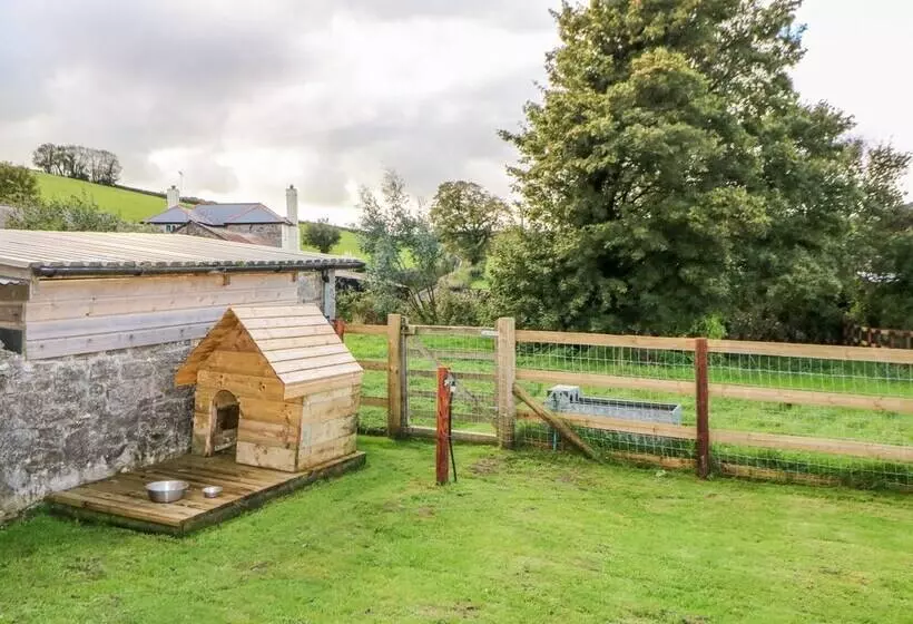 Higher Whiddon Farm Whiddon Well