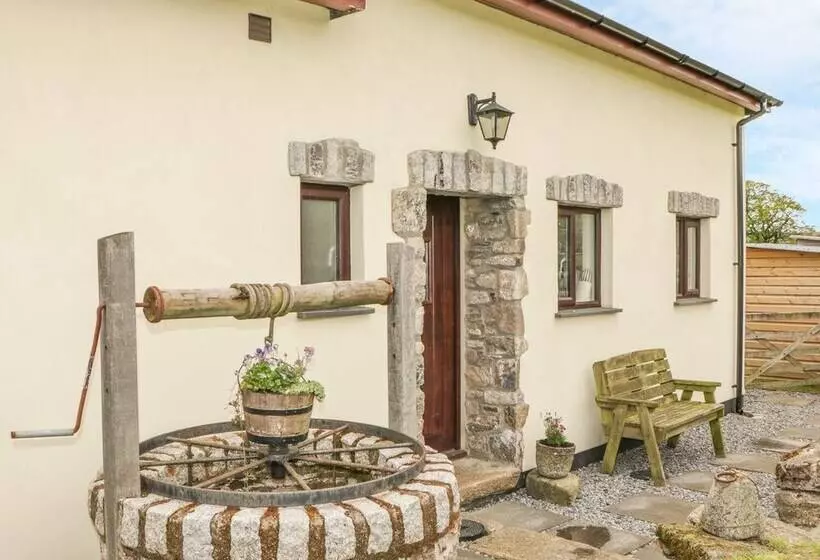 Higher Whiddon Farm Whiddon Well