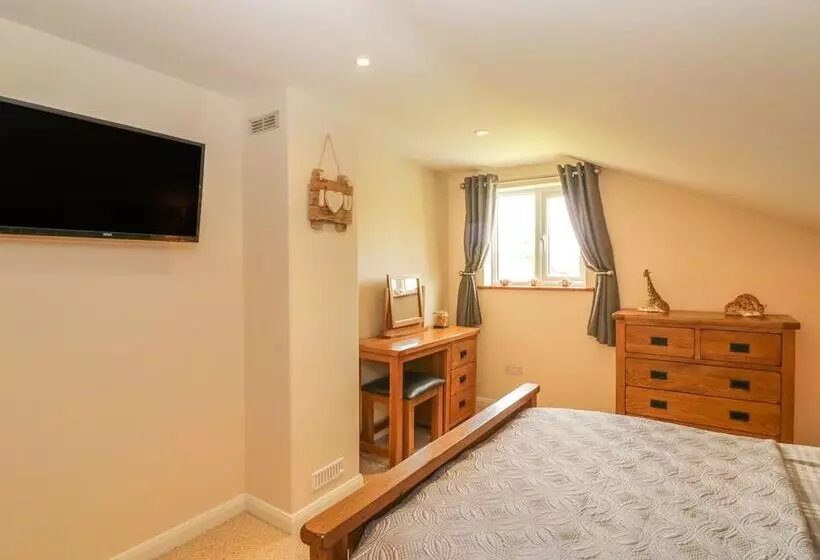 Higher Whiddon Farm Whiddon Well