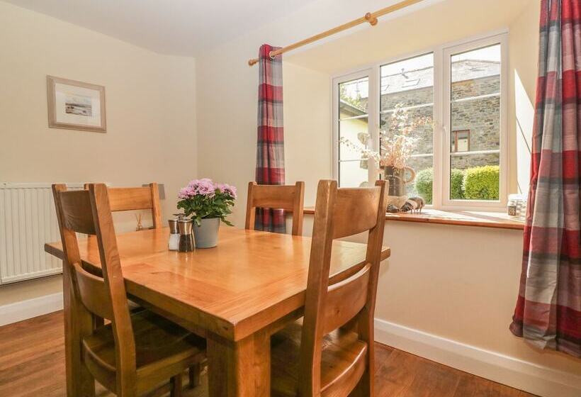 Higher Whiddon Farm Whiddon Well