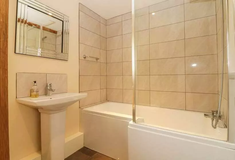 Higher Whiddon Farm Whiddon Well