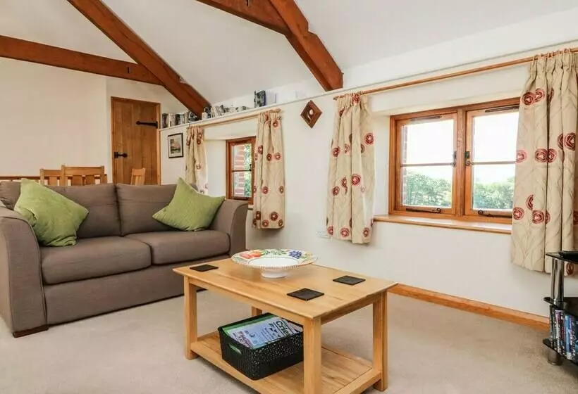 Lundy View Cottage