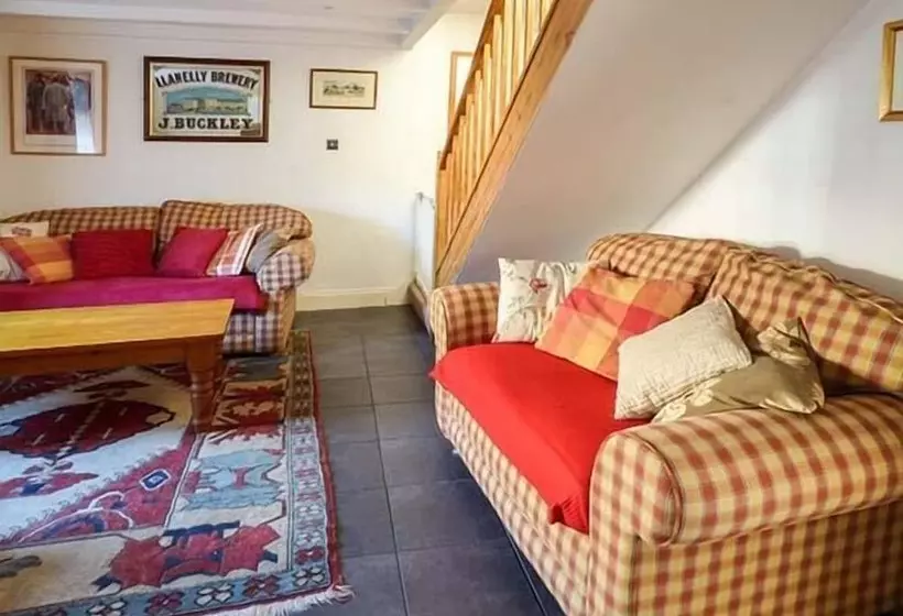 Milk Wood Cottage
