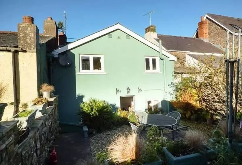 Milk Wood Cottage