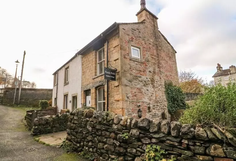 Pauls Fold Holiday Cottage