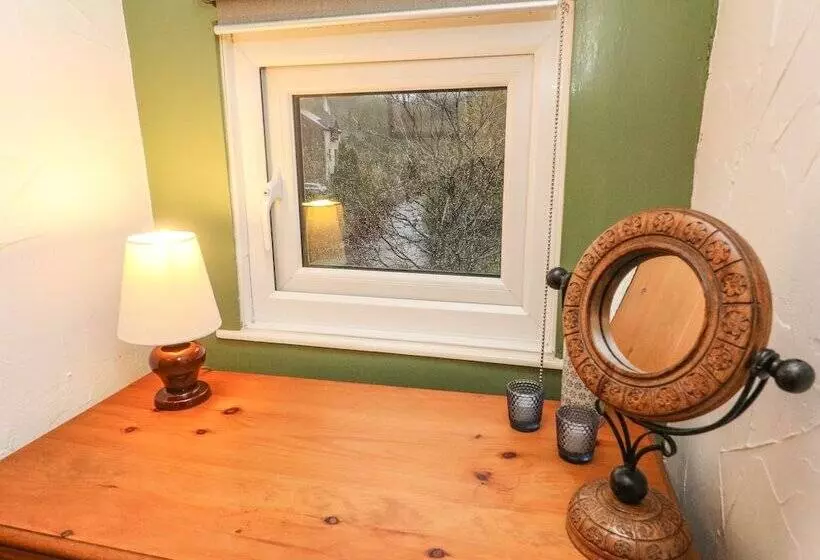 Pauls Fold Holiday Cottage