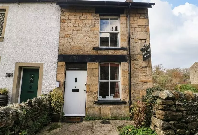 Pauls Fold Holiday Cottage