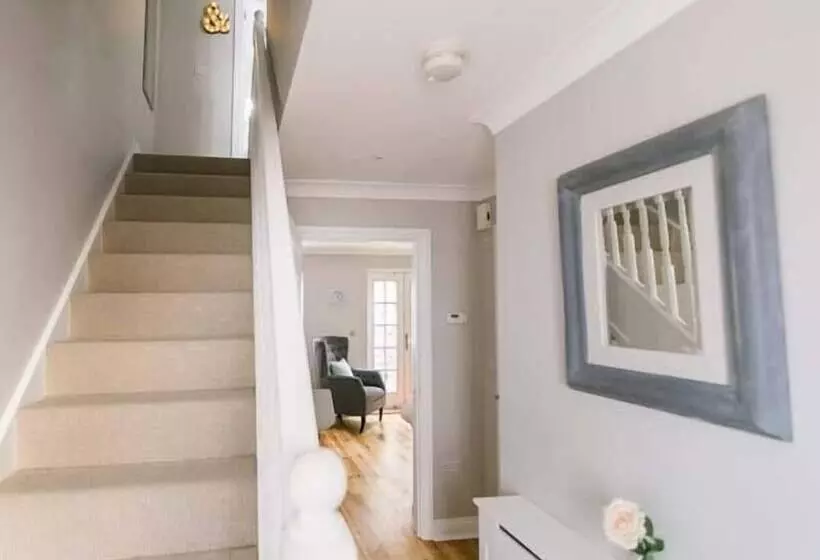 Seasalt Cottage