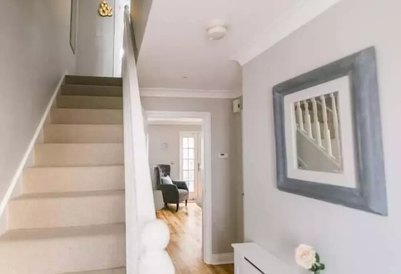 Seasalt Cottage