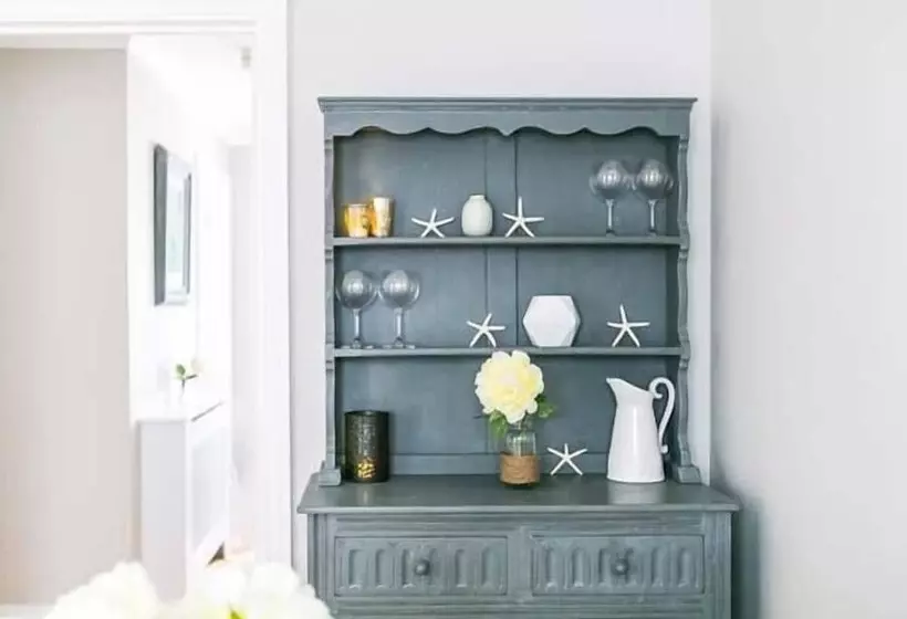 Seasalt Cottage