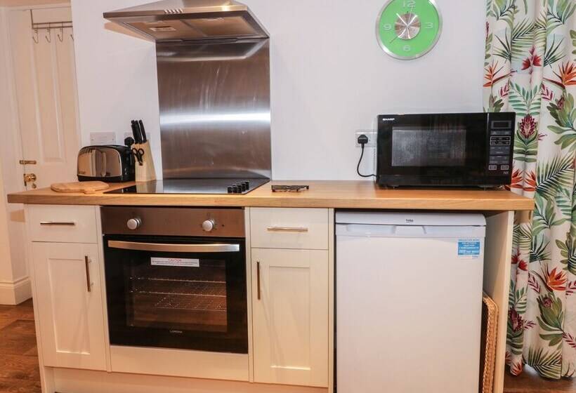 Sunnyside Garden Cottage