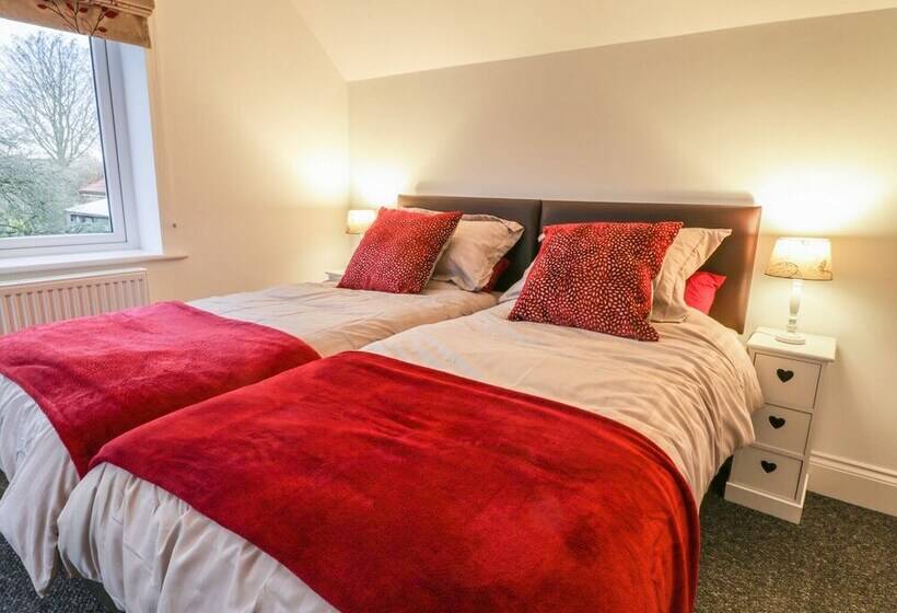 Sunnyside Garden Cottage