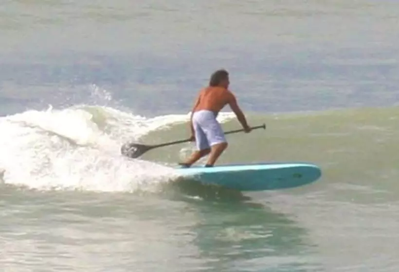 ユースホステル Riomar Surf Camp