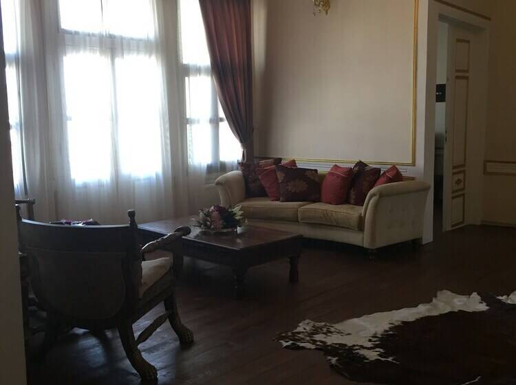 Arca Palace Otel & Restaurant