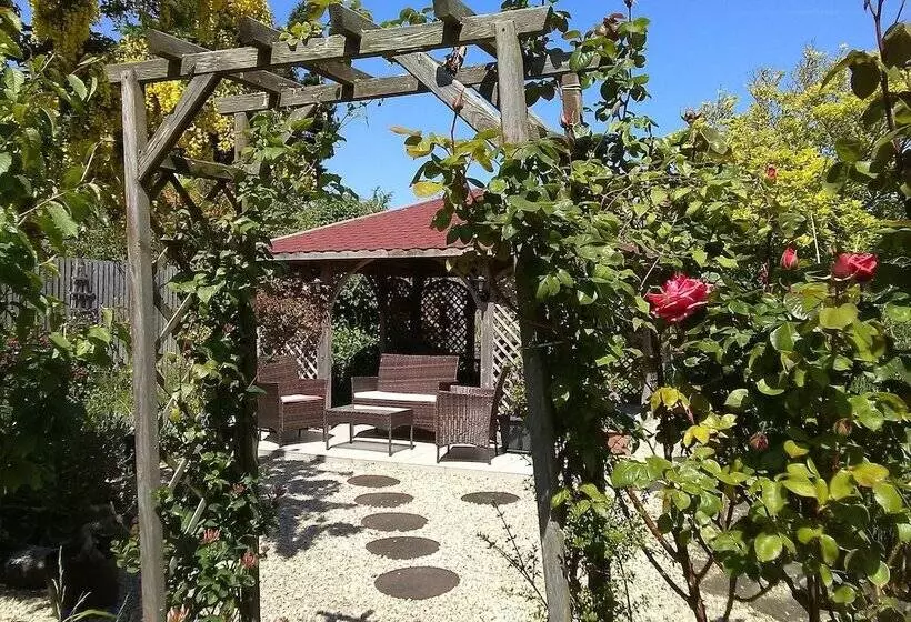 Cherry Garden B&b