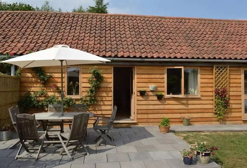 Aamiaismajoitus (B&B) Cotenham Barn