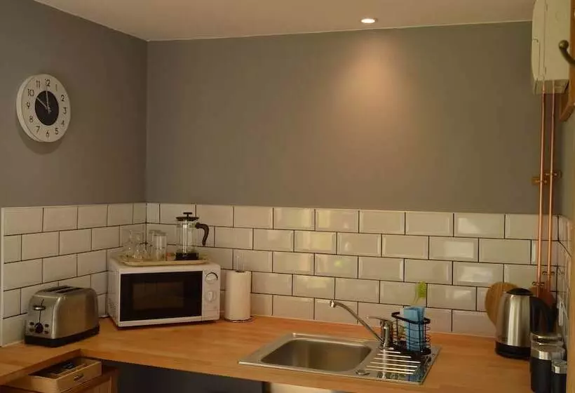 Aamiaismajoitus (B&B) Cotenham Barn