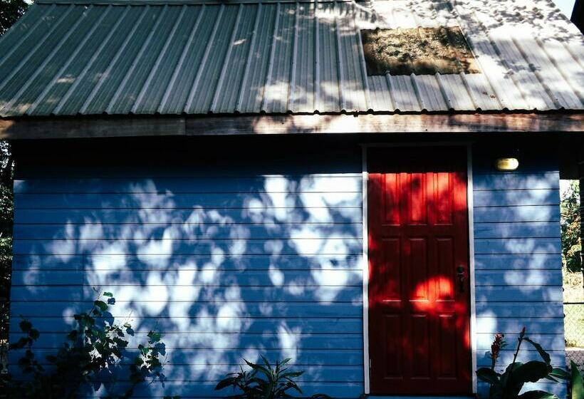 Belmopan Tiny Houses