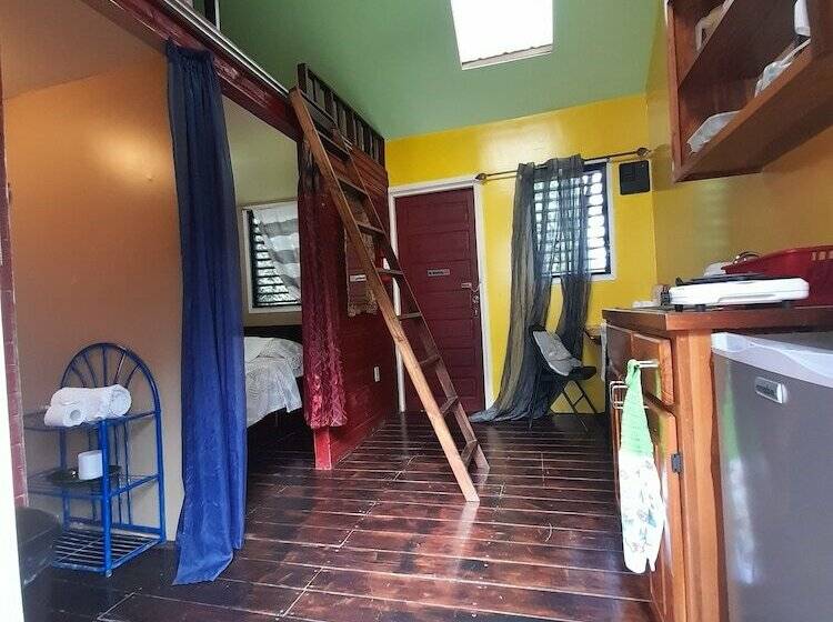 Belmopan Tiny Houses