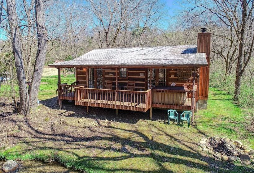 Creekside Memories 2 Bedrooms, 2 Baths, Sleeps 6 Cabin By Redawning