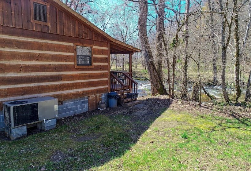 Creekside Memories 2 Bedrooms, 2 Baths, Sleeps 6 Cabin By Redawning