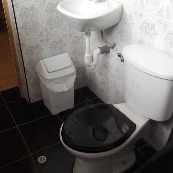 مسافرخانه Hospedaje Buganvilla