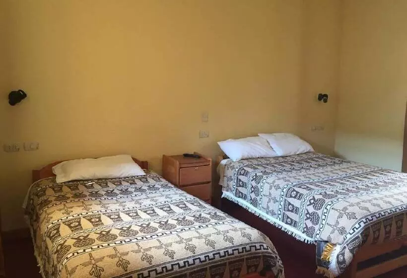 مسافرخانه Hospedaje Buganvilla