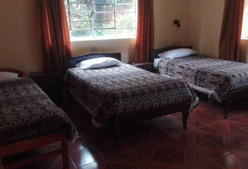 مسافرخانه Hospedaje Buganvilla