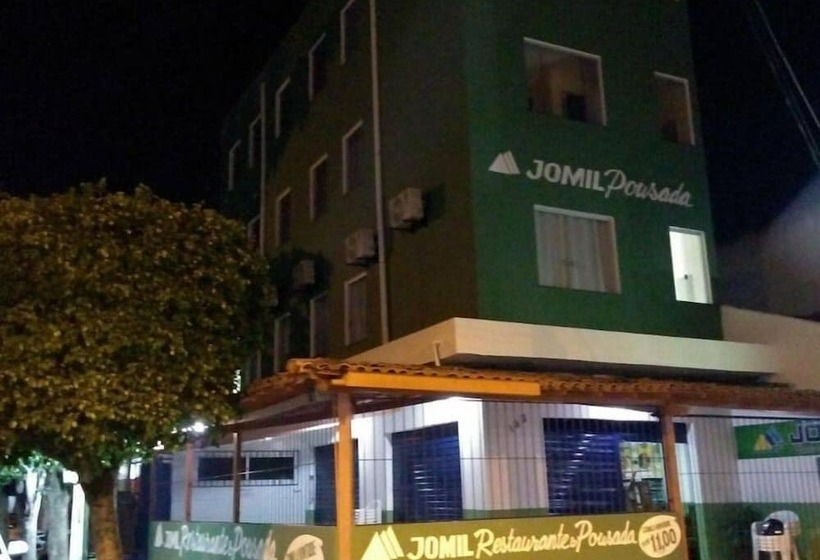 여관 Jomil Pousada