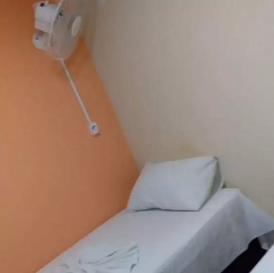 簡易ホテル Jomil Pousada