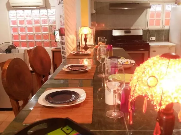 Hostal Red Line