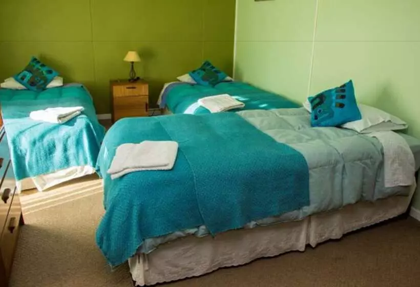 Hostal Taty S House