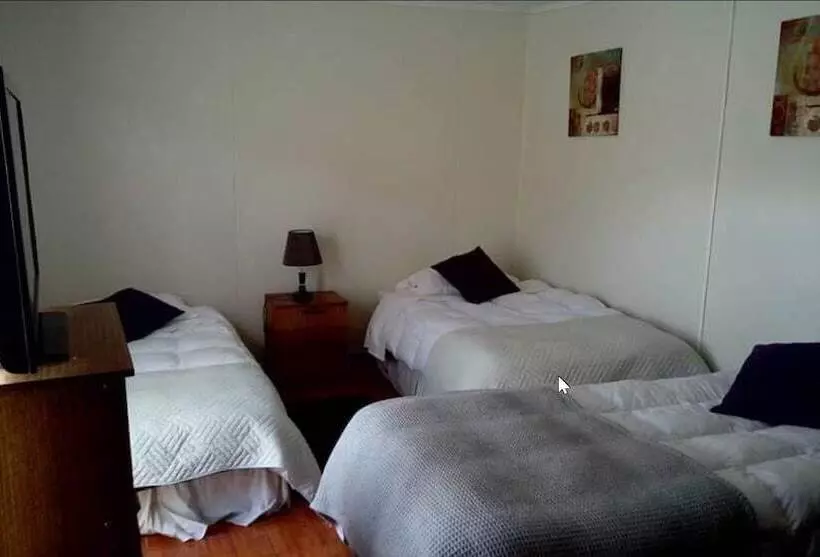 Hostal Taty S House