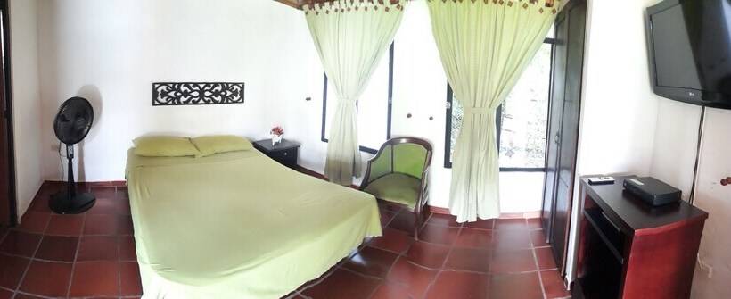 Hotel Campestre La Capilla