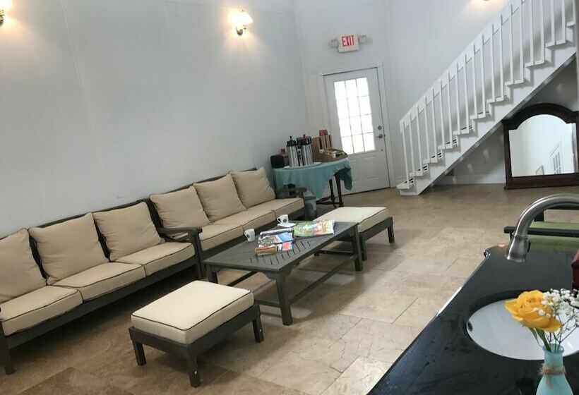 ホテル Hampton Ocean Resort